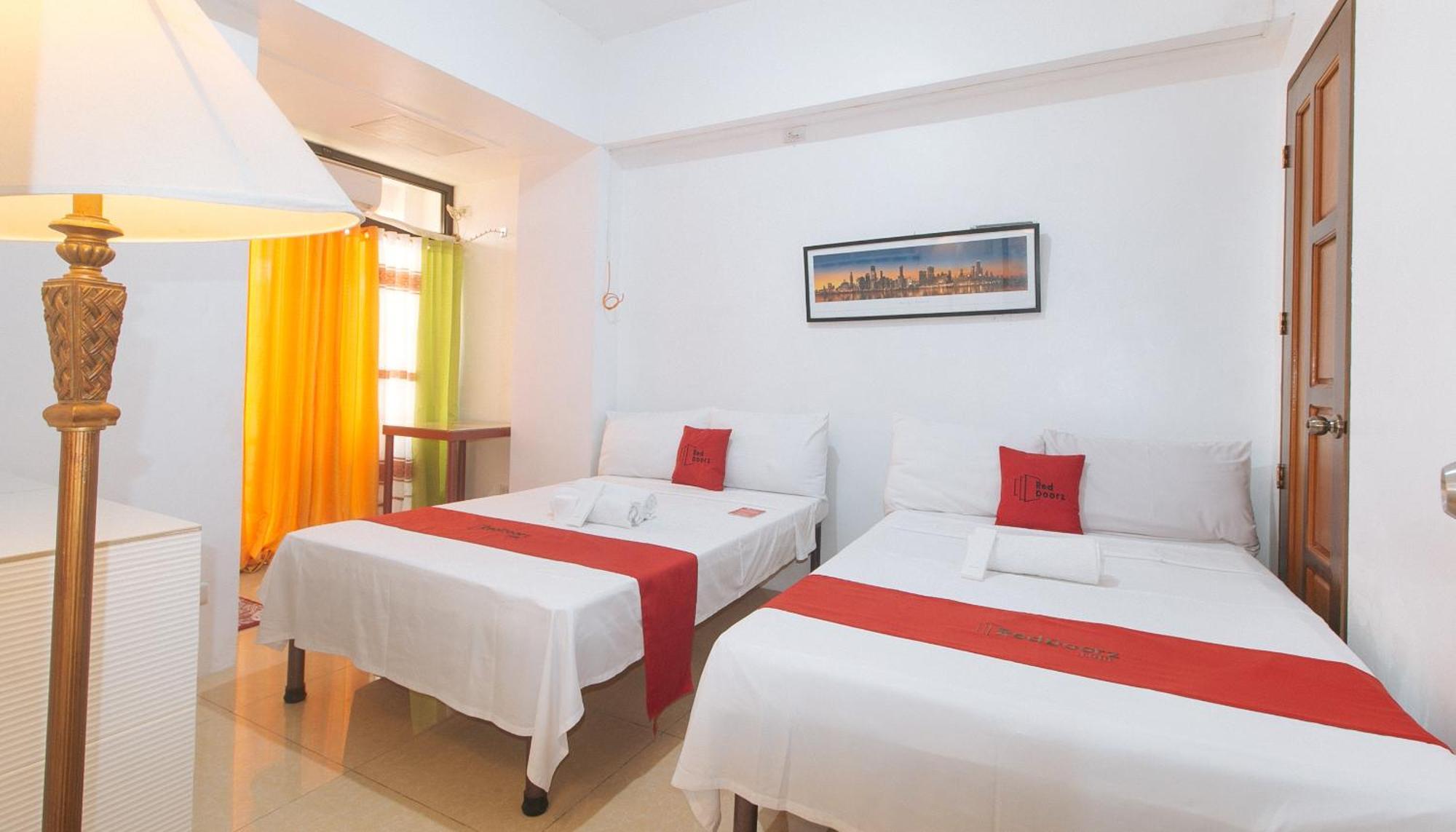 Reddoorz Near Lrt 2 Antipolo Station Hotel Exterior photo