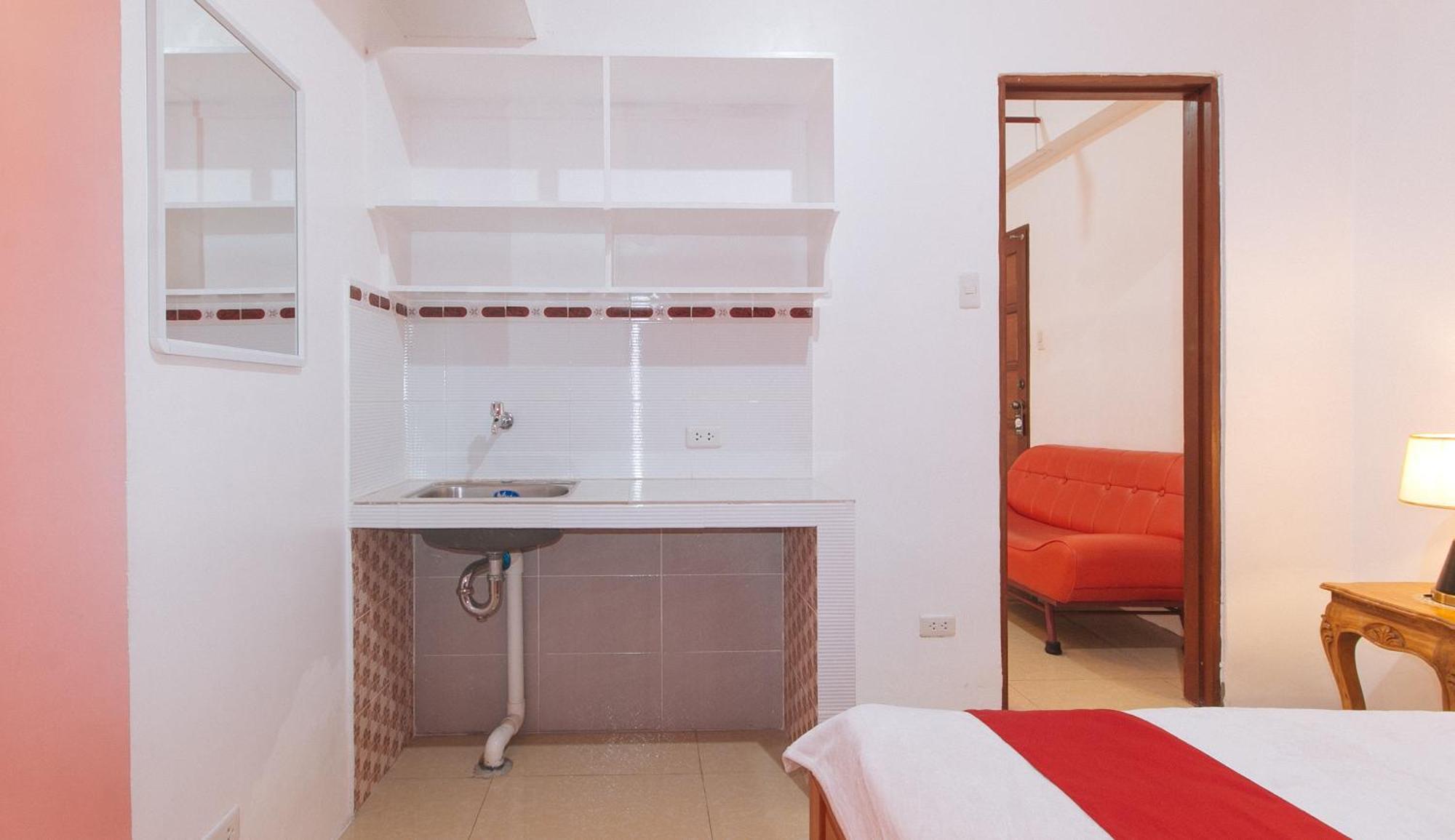 Reddoorz Near Lrt 2 Antipolo Station Hotel Exterior photo